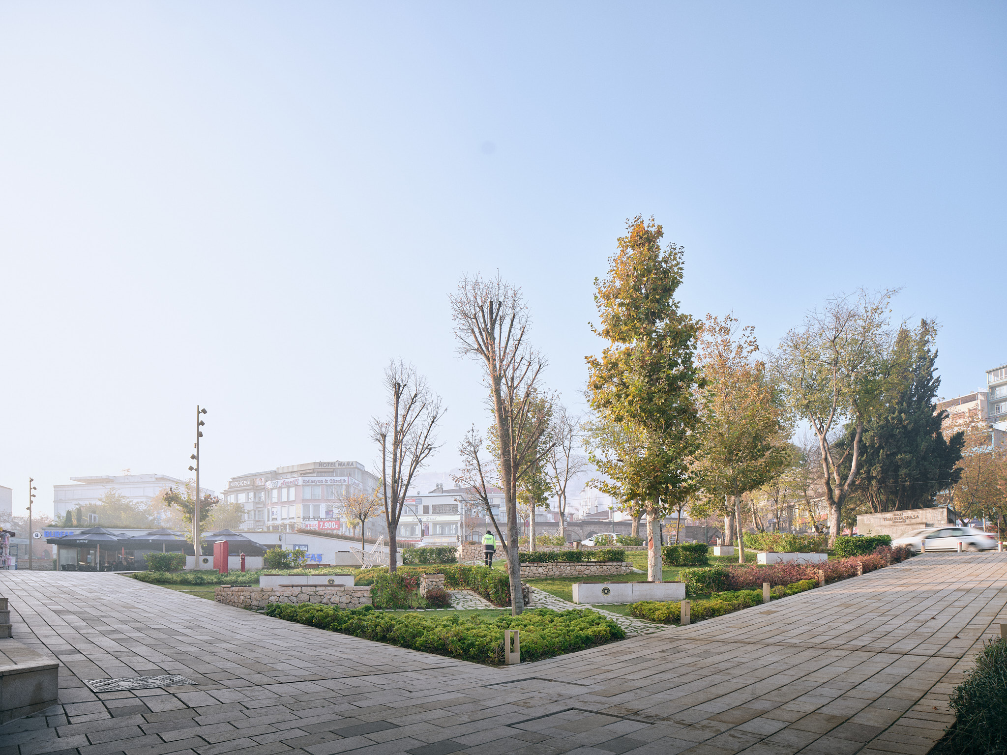 EKAP9561_bhbW © 2024